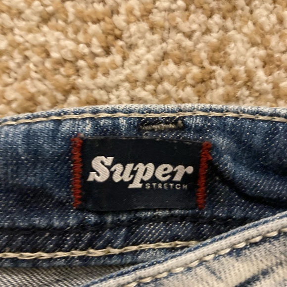 Silver Jeans. - Picture 2 of 7